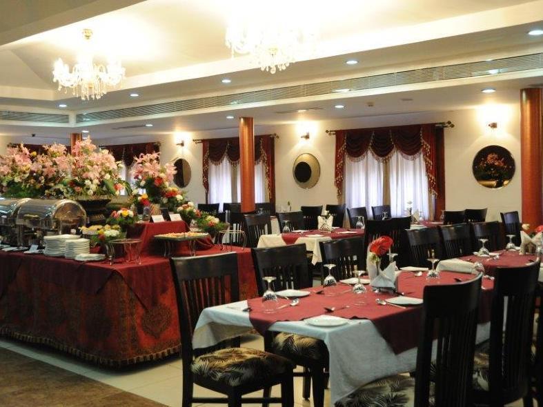 Treebo Crystal Castle Hotel Bangalore Exterior photo
