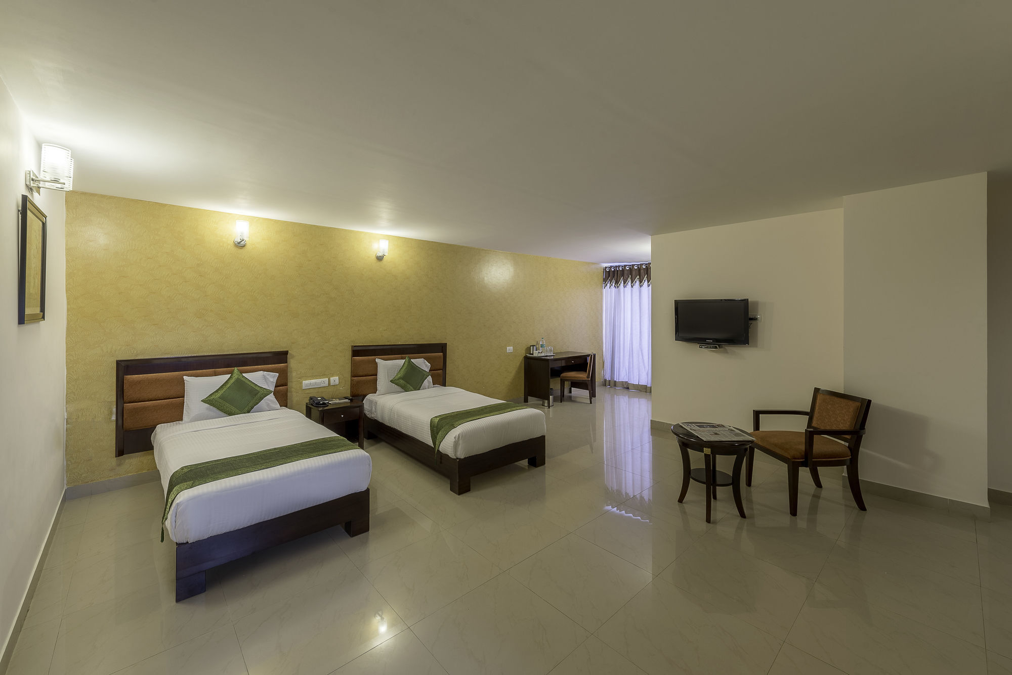 Treebo Crystal Castle Hotel Bangalore Exterior photo